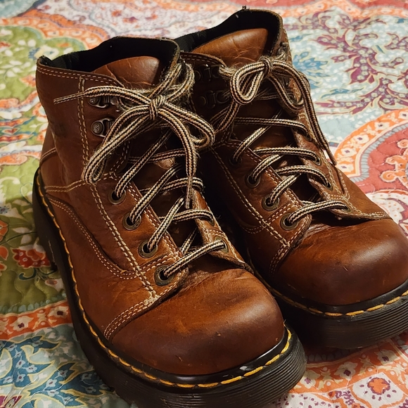 Dr. Martens Shoes - Dr Martens High Top Boots Style 8A07